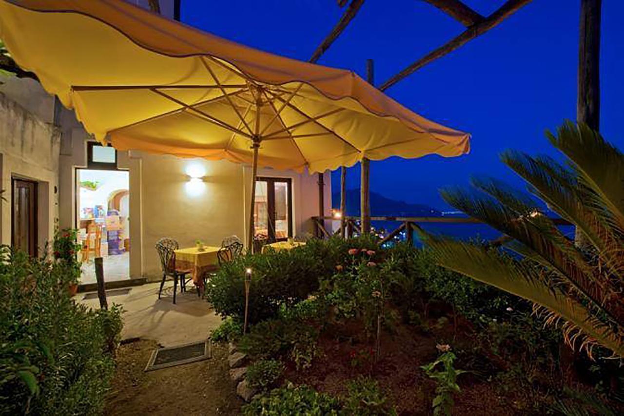 L'Antico Borgo Dei Limoni Bed and Breakfast Amalfi Exteriör bild