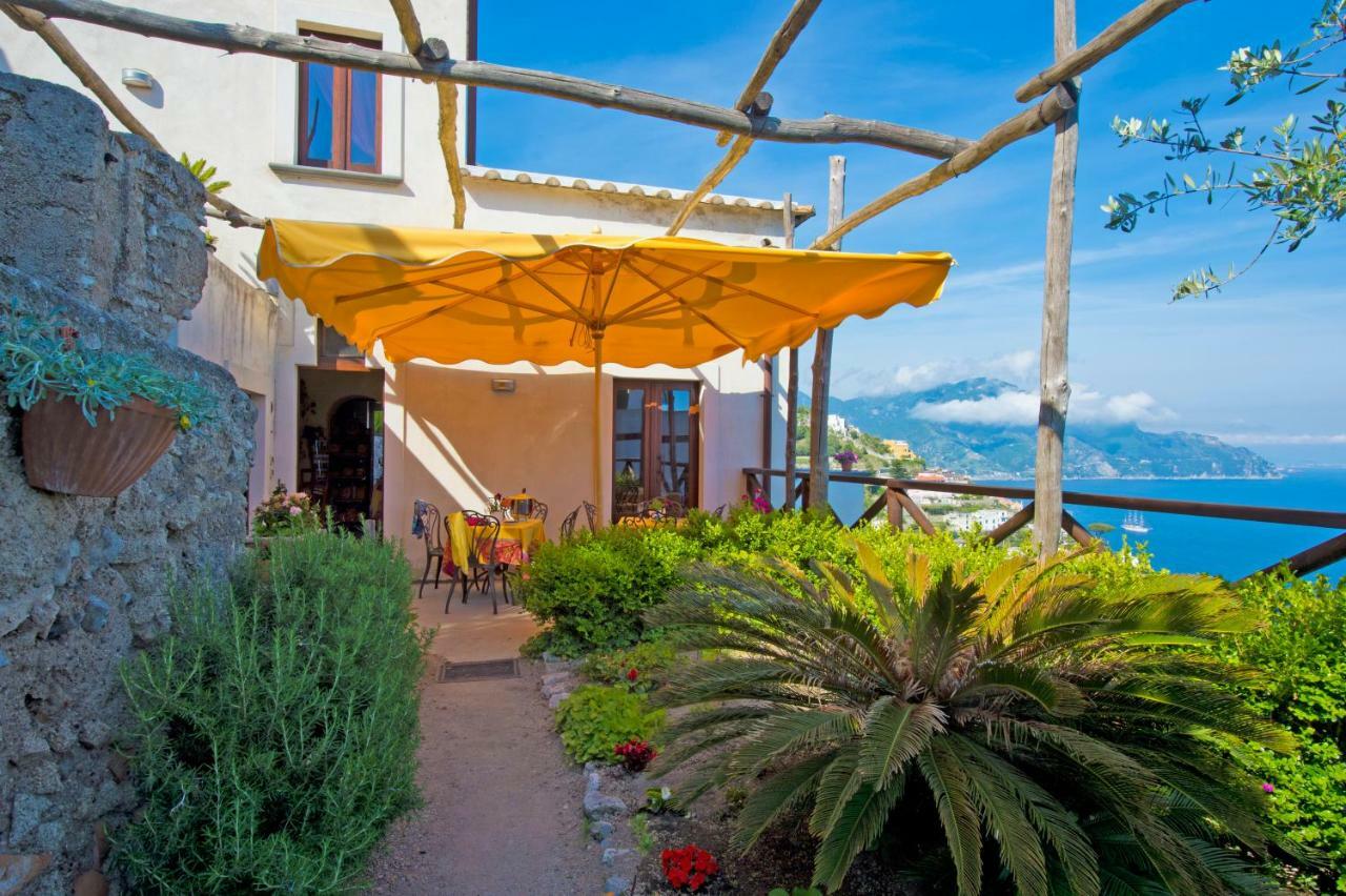 L'Antico Borgo Dei Limoni Bed and Breakfast Amalfi Exteriör bild